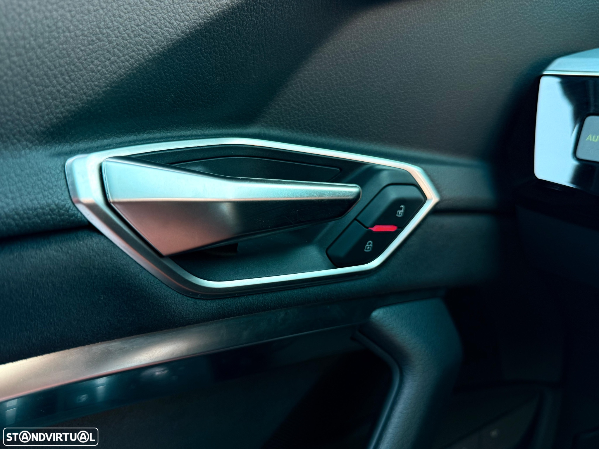 Audi Q8 e-Tron Sportback 50 quattro S line - 23