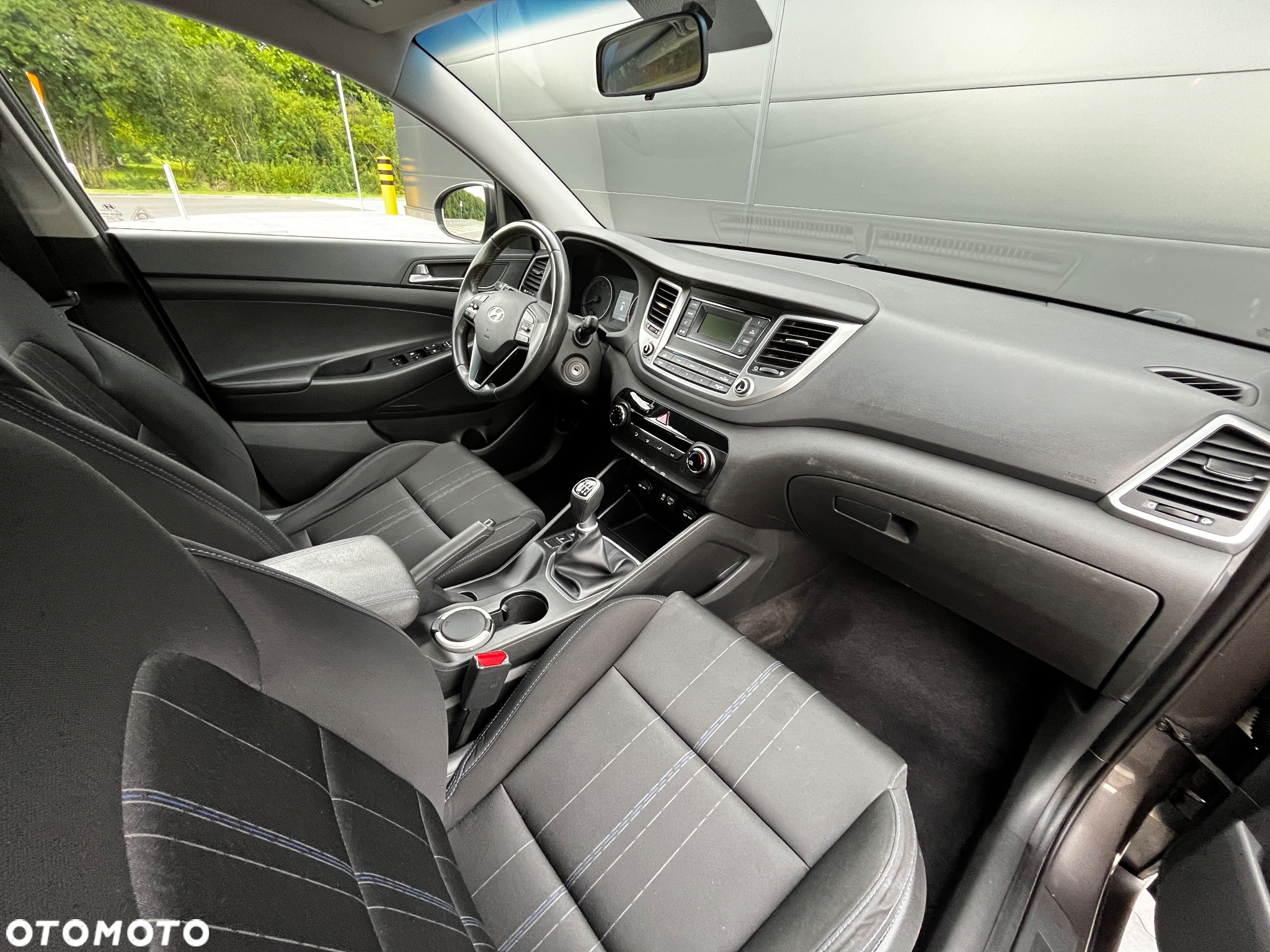 Hyundai Tucson 1.6 GDI BlueDrive Comfort 2WD - 27
