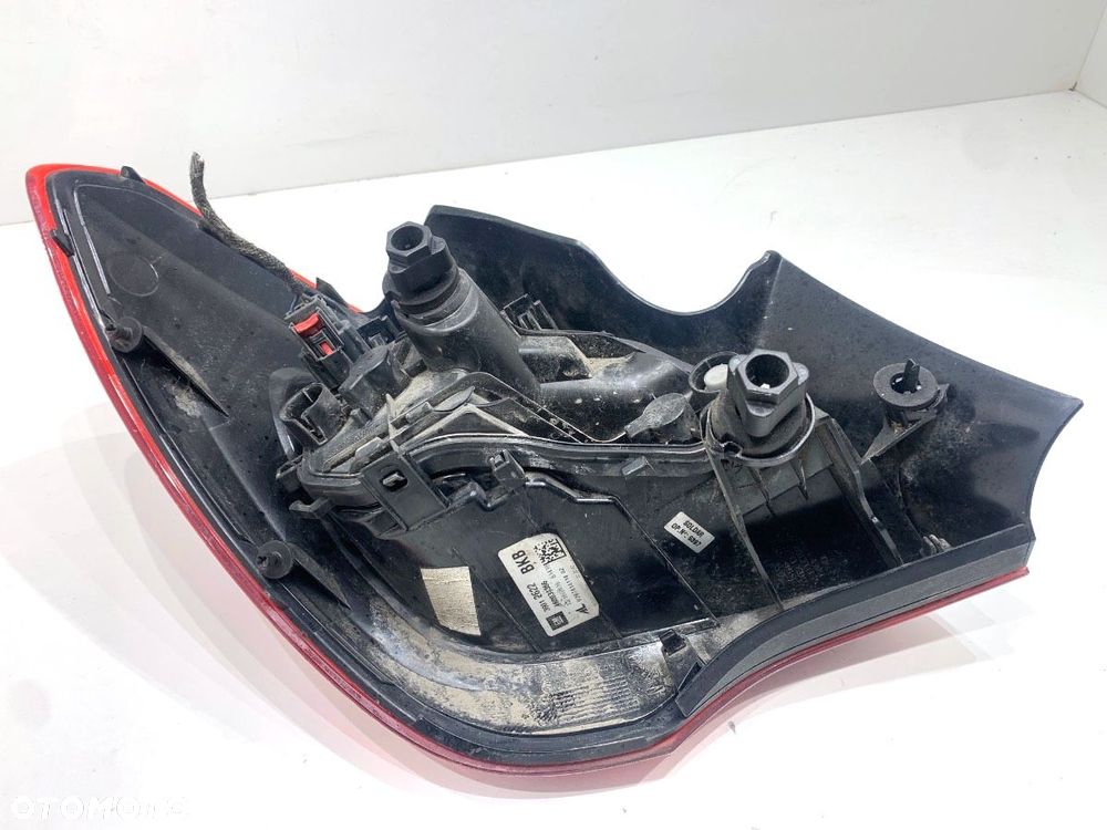LAMPA PRAWY TYŁ  OPEL CORSA E (X15) 2014 - 2022 1.4 (08, 68) 66 kW [90 KM] benzyna 2014 - 2022 - 3