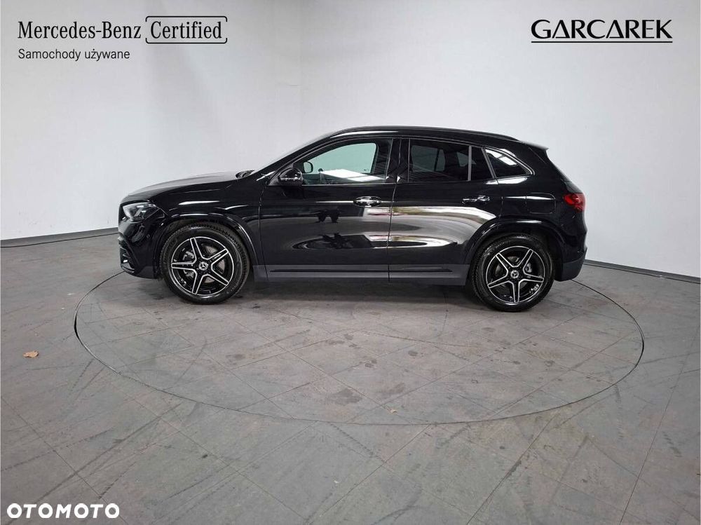 Mercedes-Benz GLA 200 AMG Line - 9