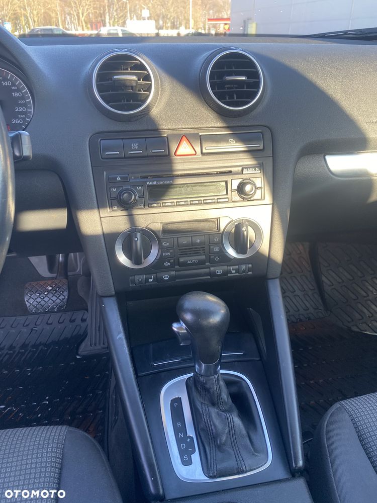 Audi A3 3-drzwiowe 1.9 TDI DPF S tronic Ambiente - 9