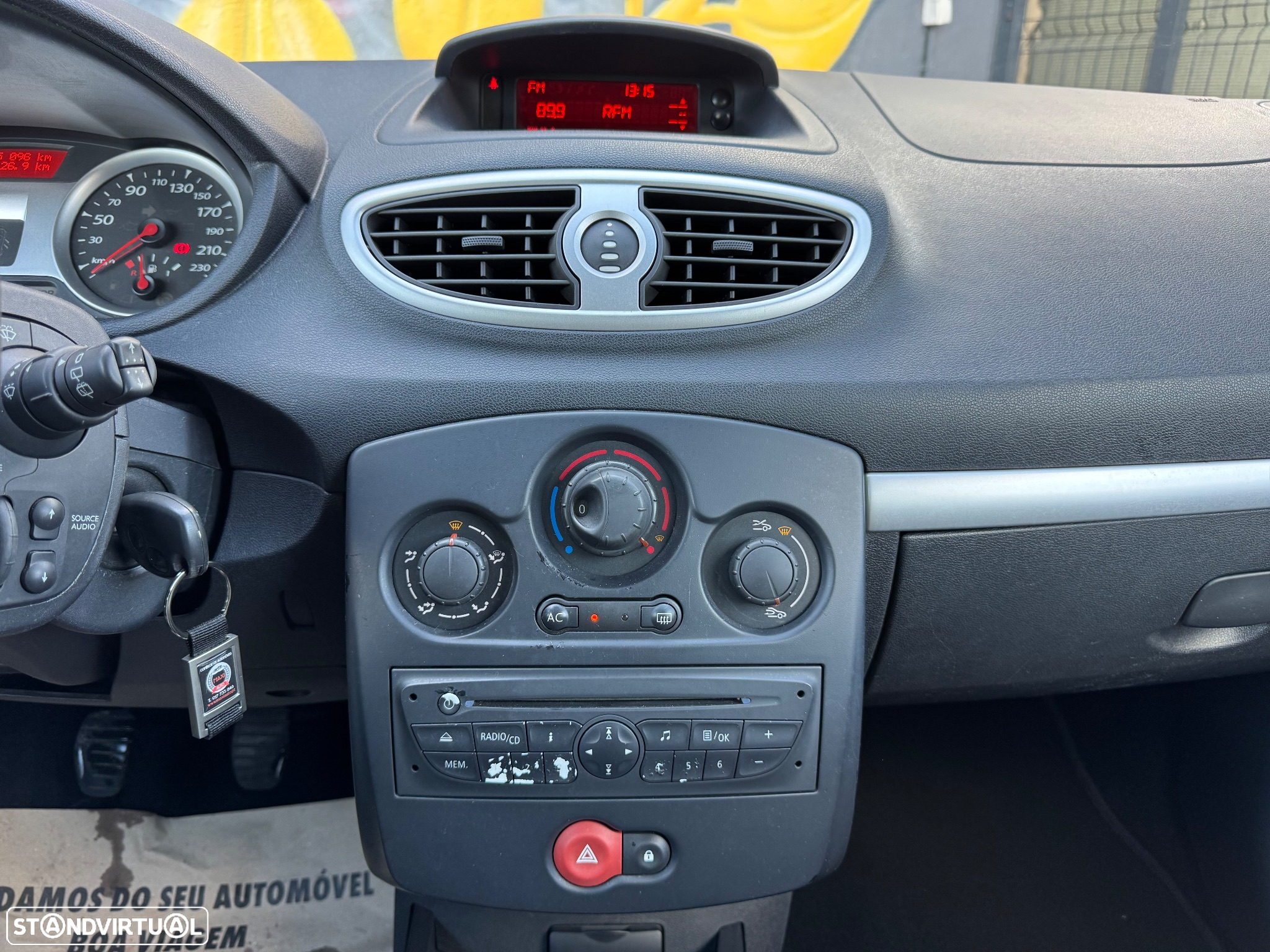 Renault Clio 1.2 TCE GT J15 - 10