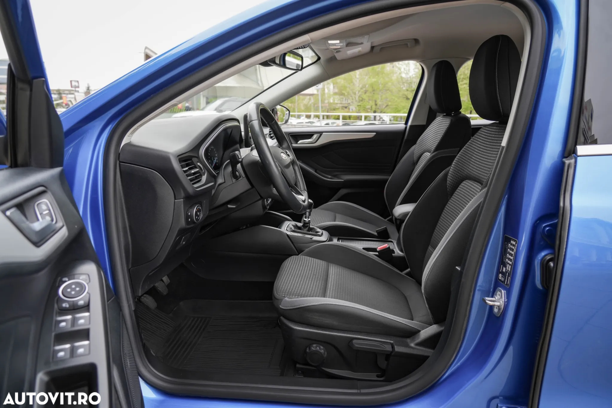 Ford Focus 1.5 EcoBlue Active Business - 6
