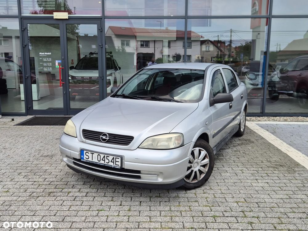 Opel Astra - 2