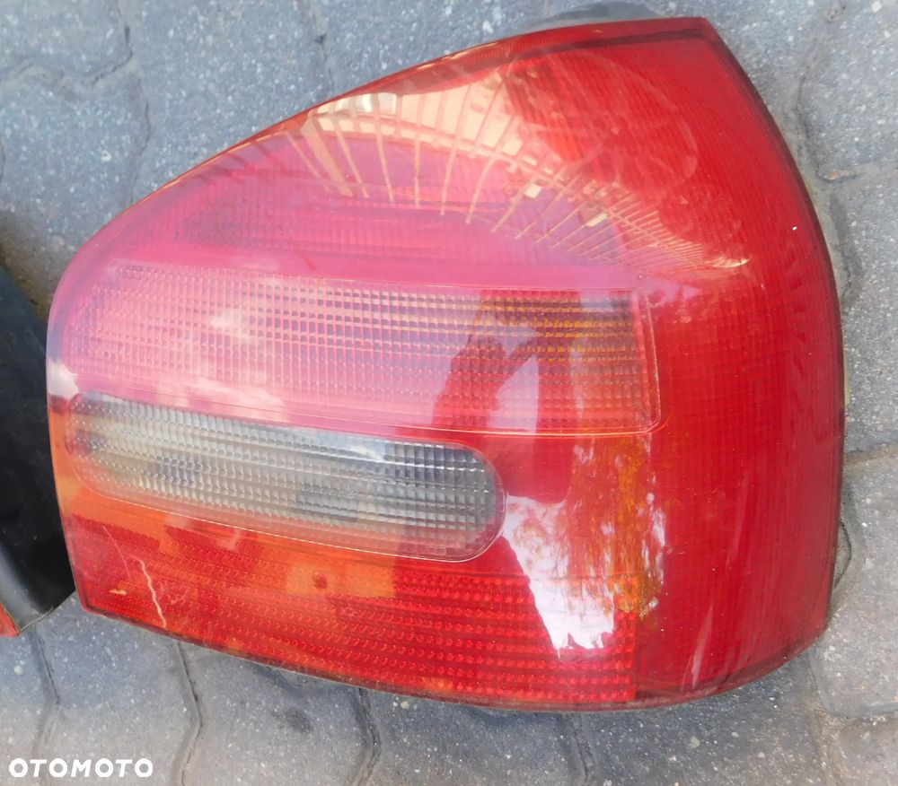 lampa tył prawa lewa AUDI A3 8l 96-01 - 2