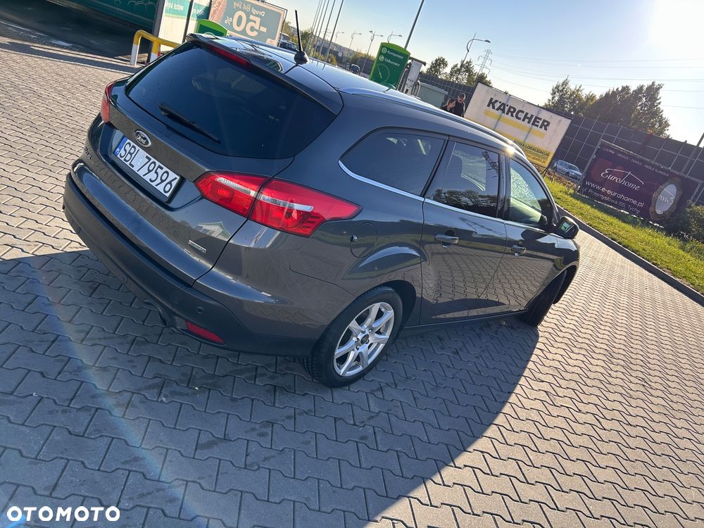 Ford Focus - 4