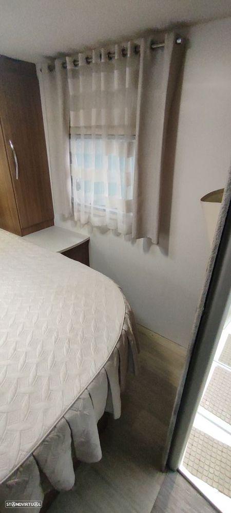 Pilote Essential P746 (Cama central - GPL) - 15