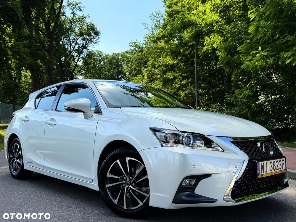 Lexus CT 200h Elite - 1