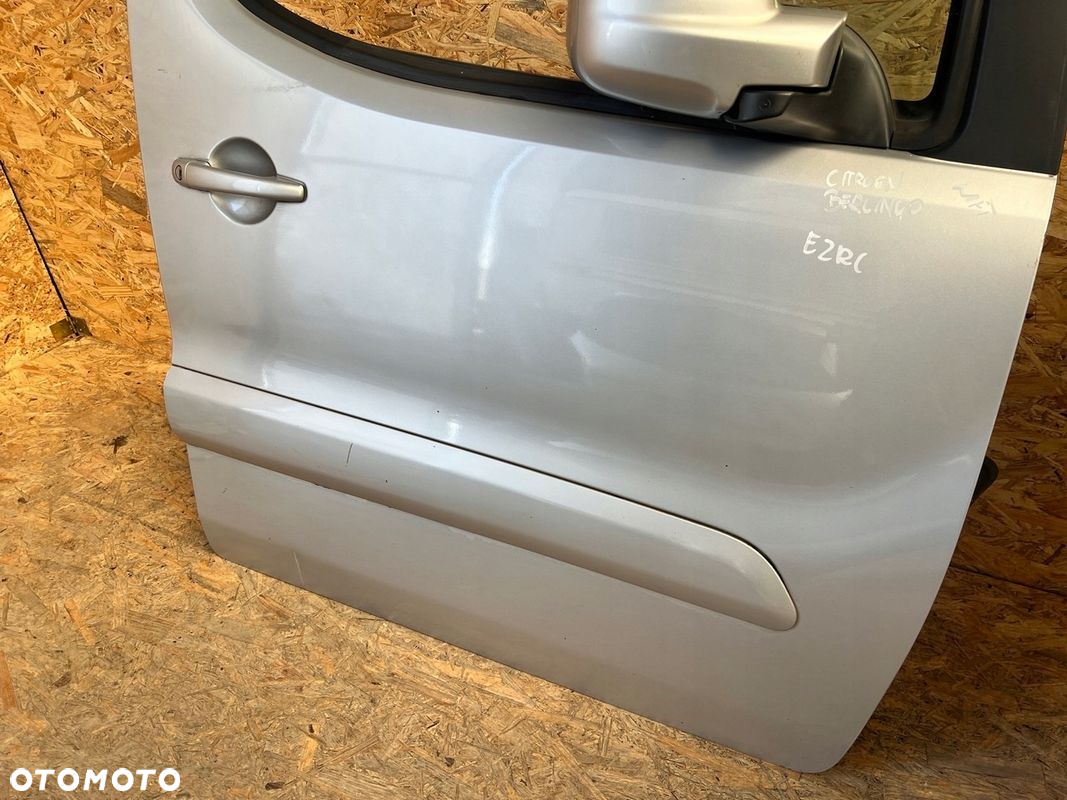 Drzwi PRZEDNIE PRAWE prawy przód CITROEN BERLINGO 2 II Lakier: EZRC - 5