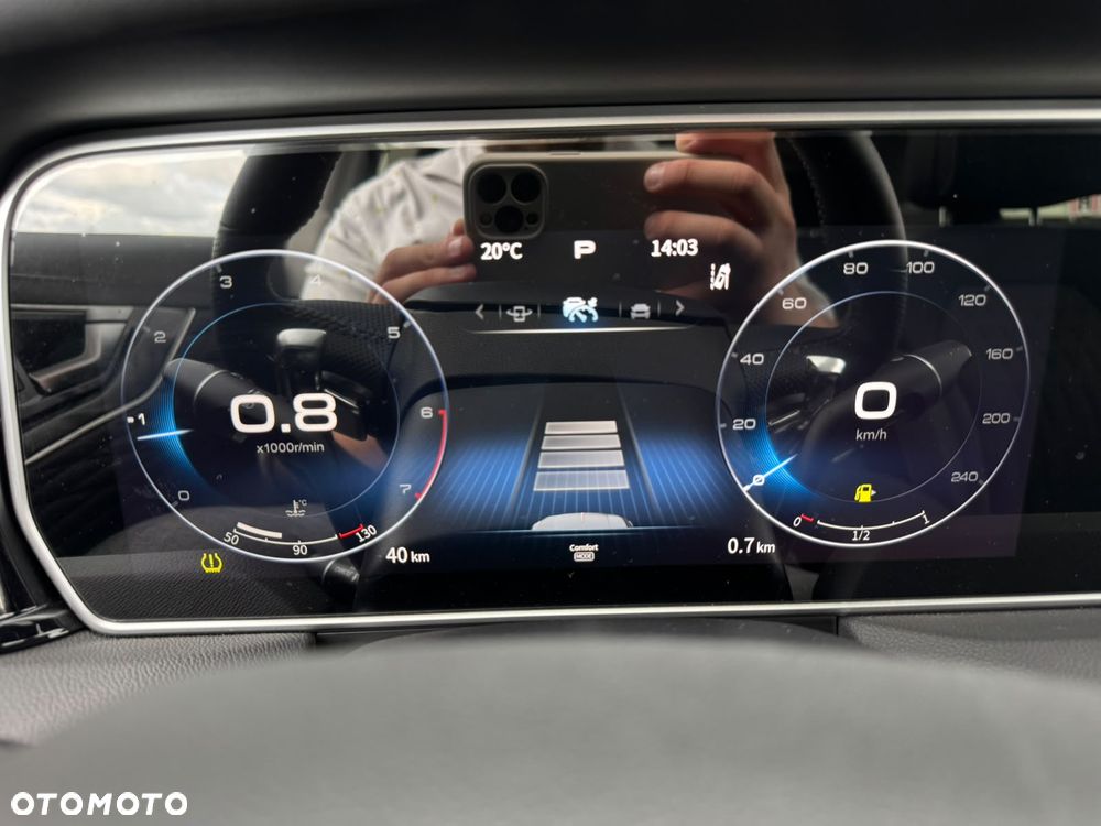 Hongqi HS5 2.0T AWD - 14