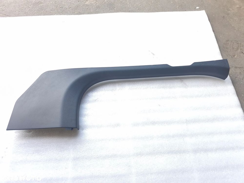 Listwa progowa lewa Mercedes-Benz c-klasa w205 a2056860036 - 3