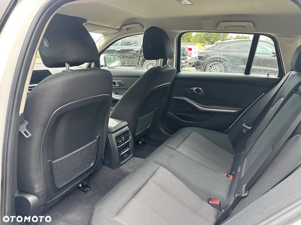 BMW Seria 3 - 9