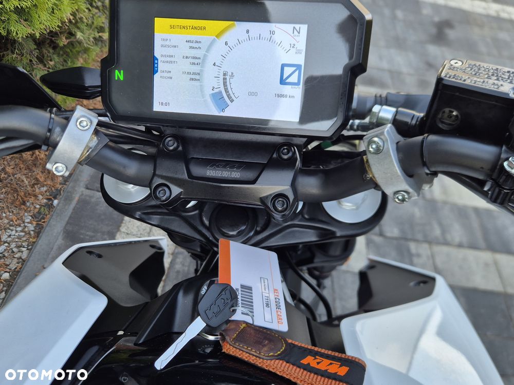 KTM Duke - 17