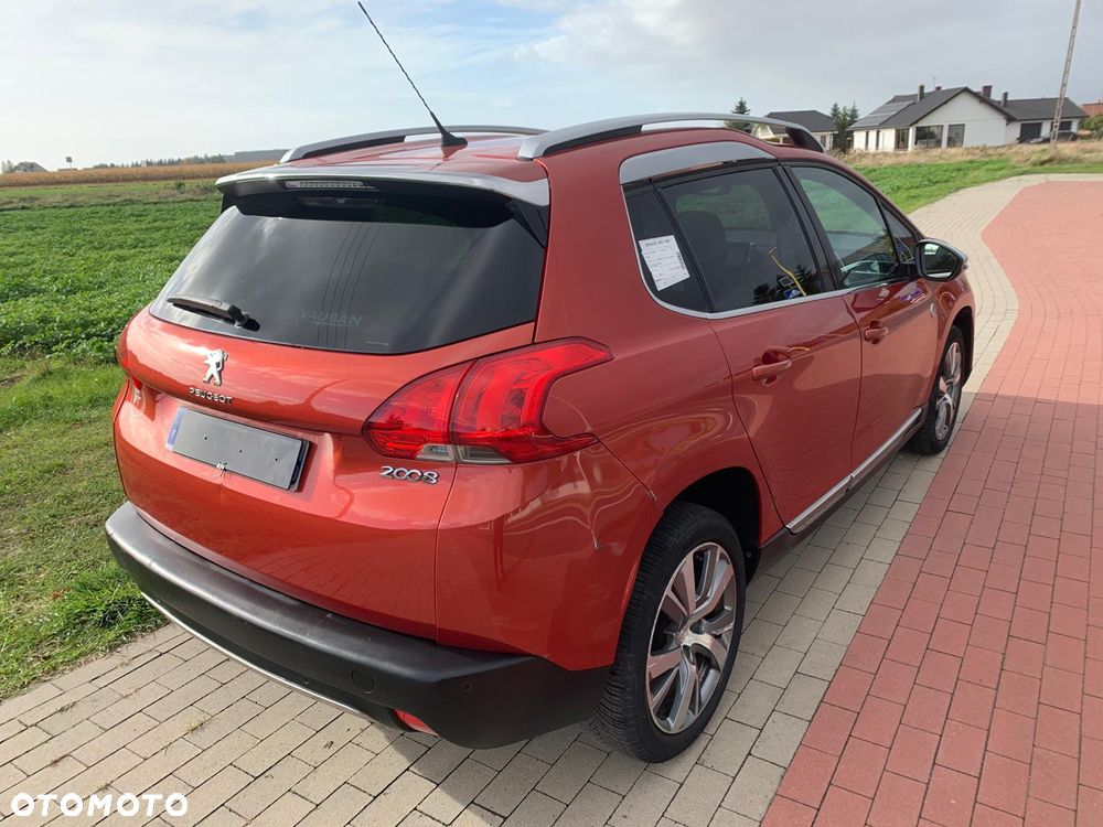 Peugeot 2008 - 9