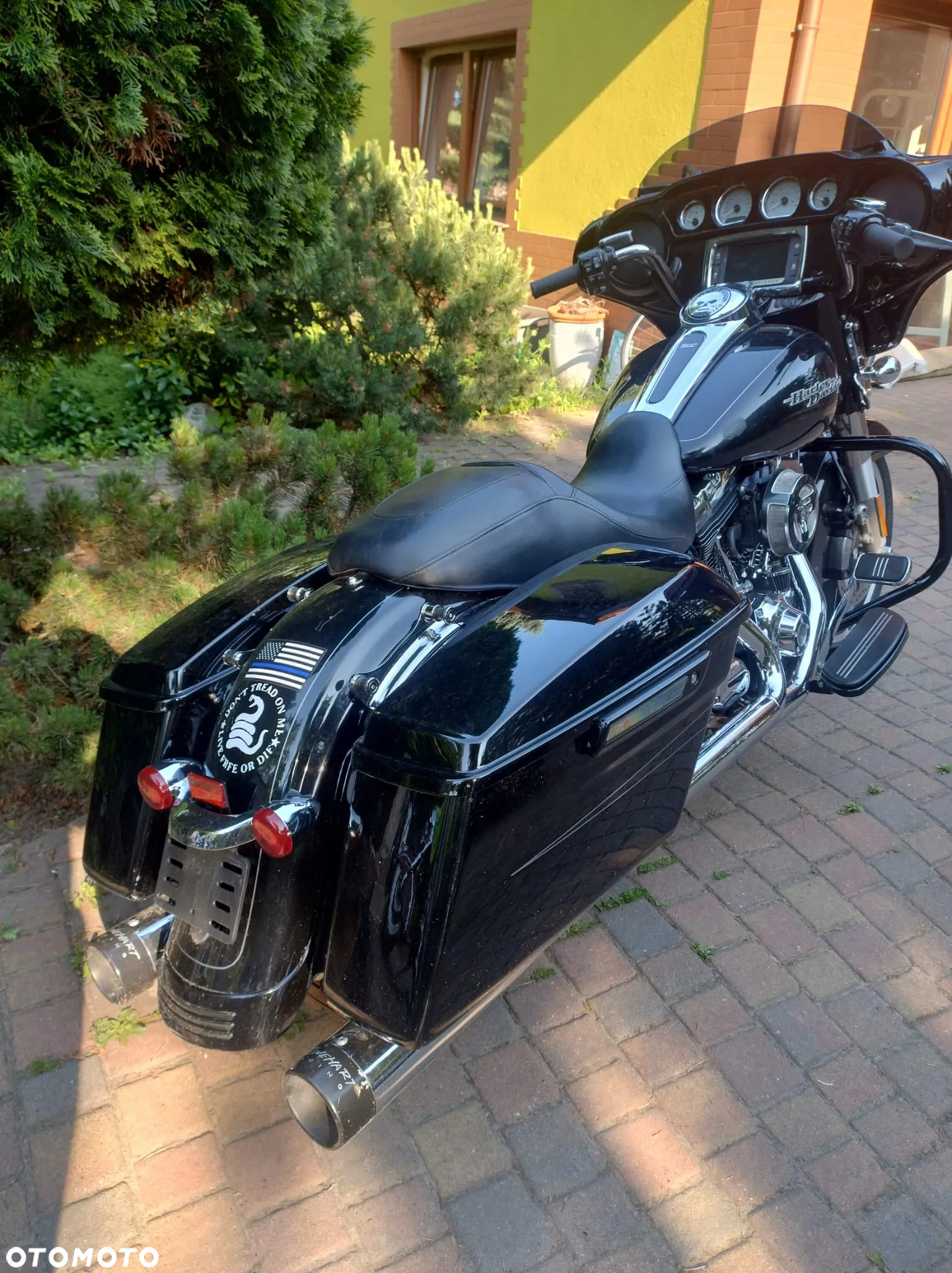Harley-Davidson Touring Street Glide - 2