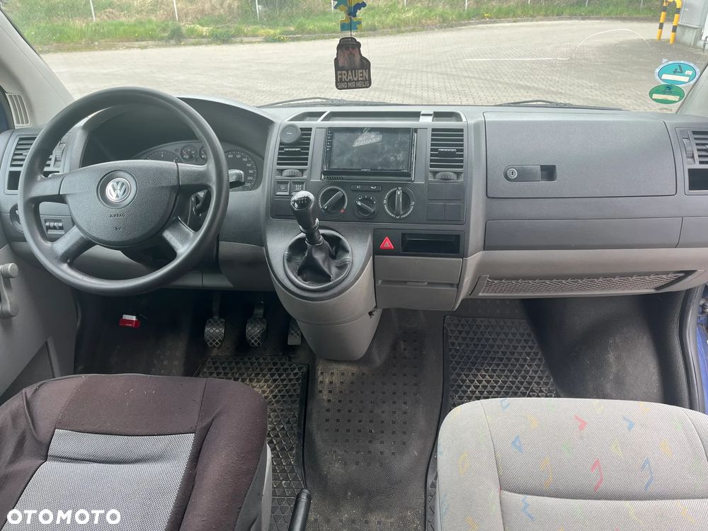 Volkswagen Transporter - 5