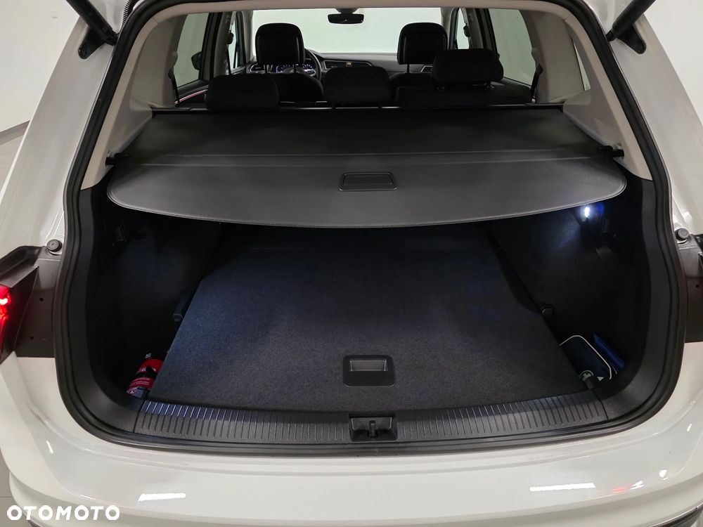 Volkswagen Tiguan Allspace 1.5 TSI EVO R-Line DSG - 39