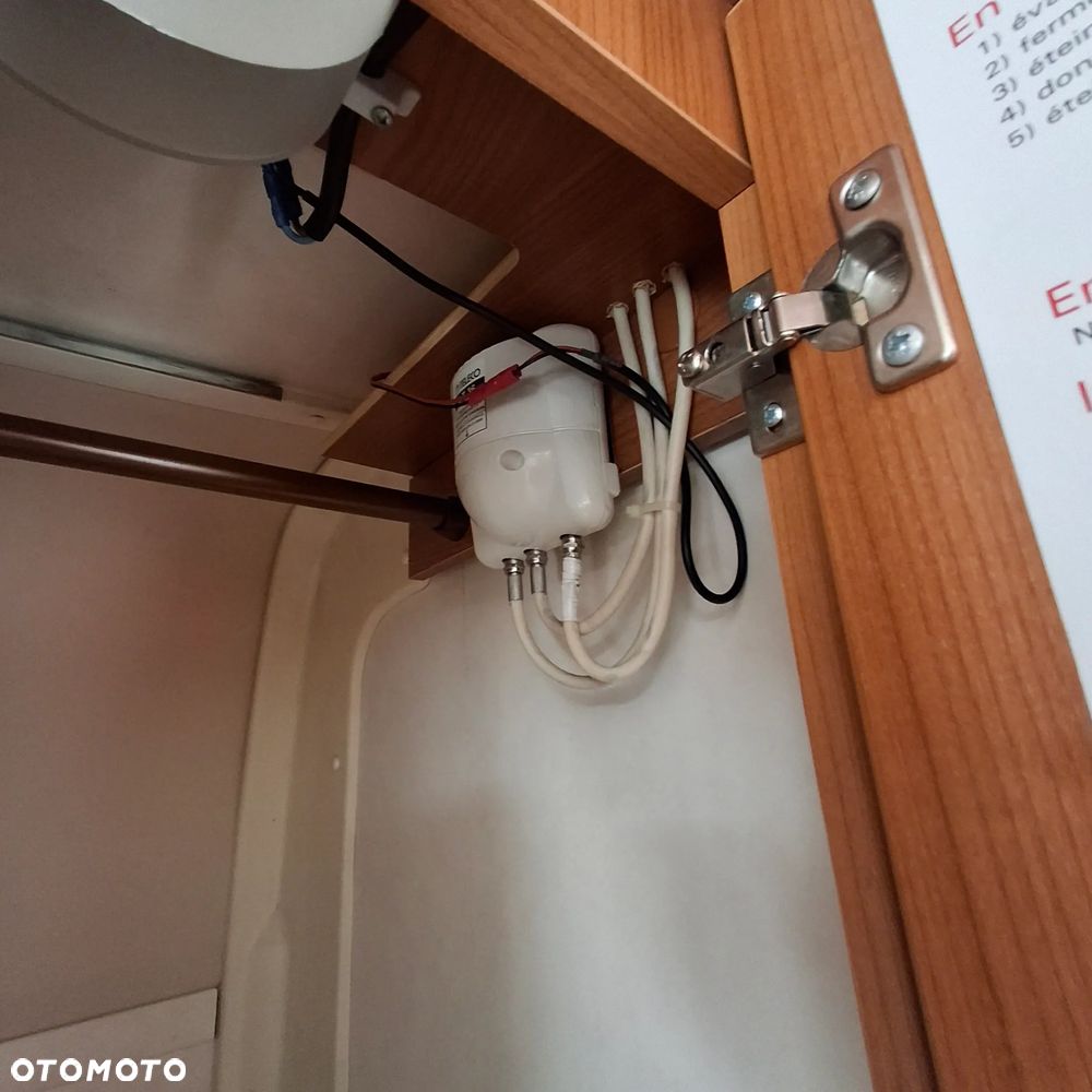 Ford Kamper Hymer Eriba Car - 10