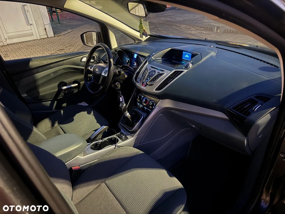 Ford C-MAX 1.6 TDCi Edition - 16