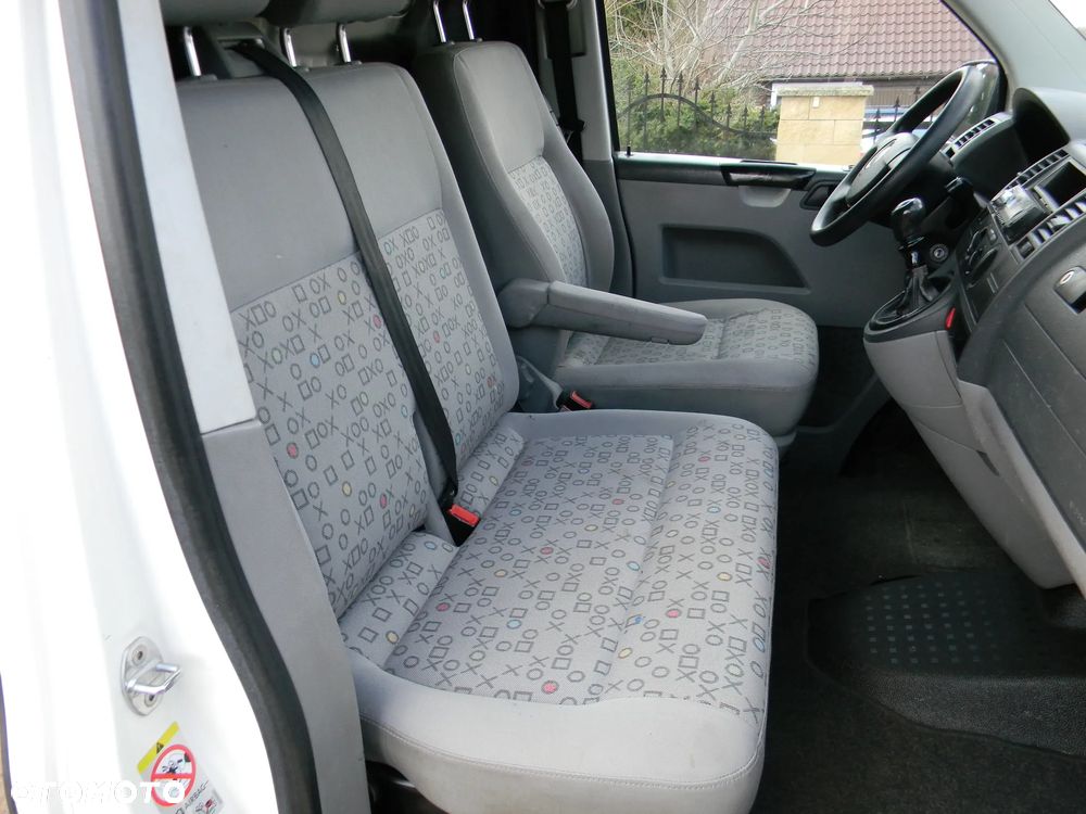 Volkswagen Transporter - 19