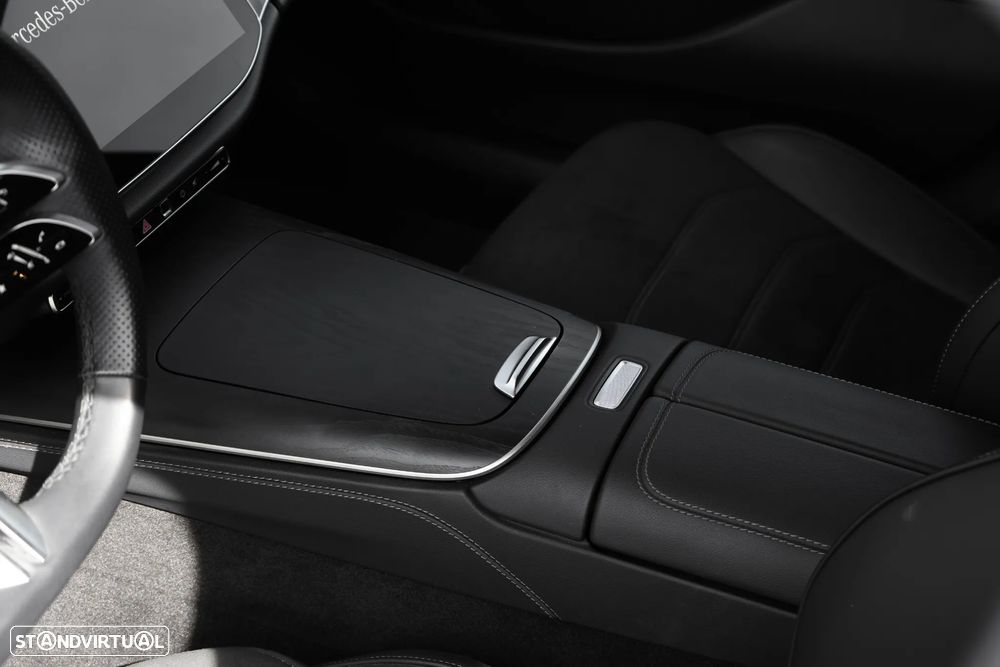 Mercedes-Benz E 300 de - 21