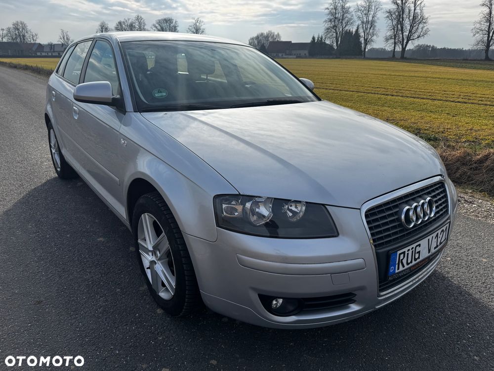 Audi A3 Sportback 1.4 TFSI Attraction - 1