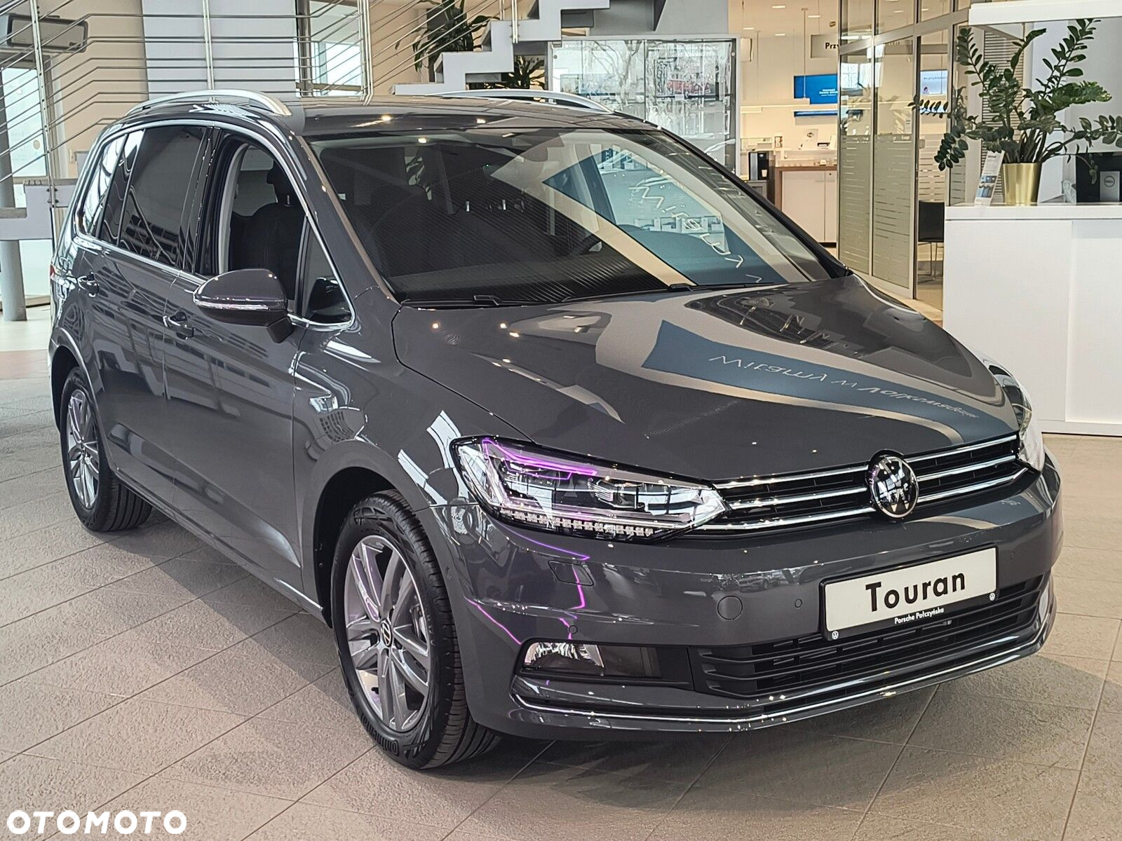 Volkswagen Touran 1.5 TSI EVO Highline DSG - 2