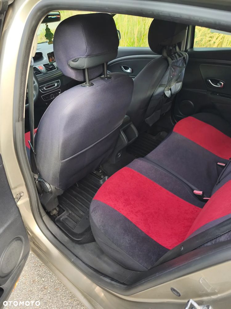 Renault Megane - 10