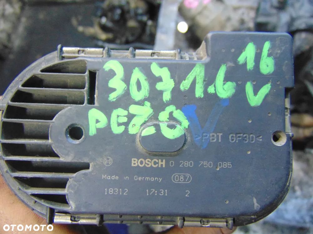 przepustnica peugeot 307 1,6 16 v - 2