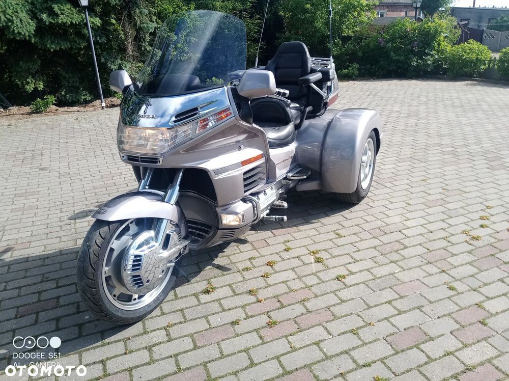 Honda GL - 7