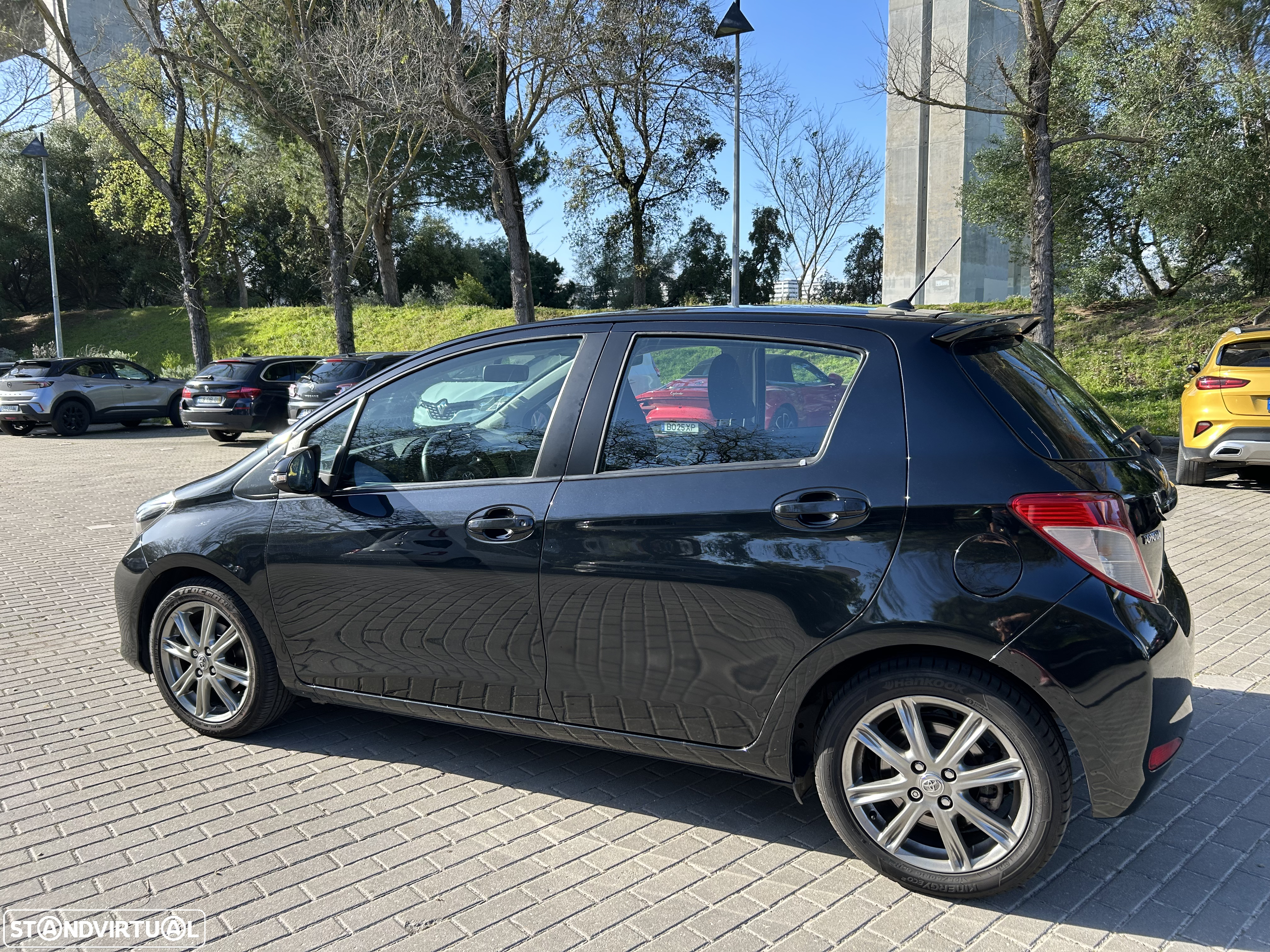 Toyota Yaris - 14