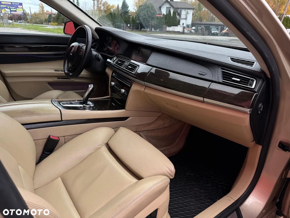 BMW Seria 7 740d xDrive - 20