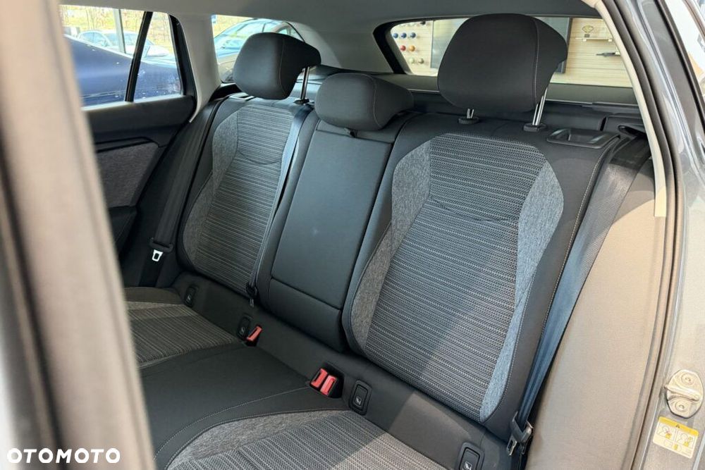 Skoda Superb 2.0 TDI SCR Drive DSG - 11