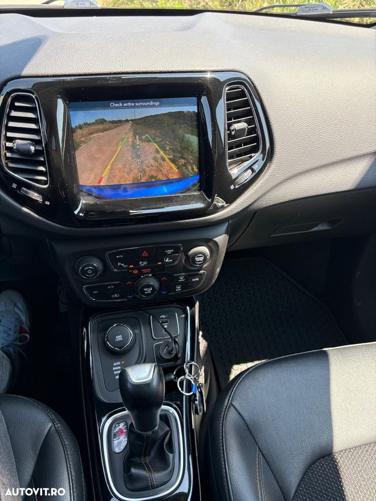 Jeep Compass 2.0 M-Jet 4x4 AT Limited - 9
