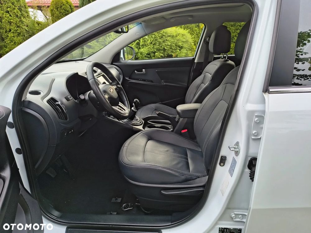 Kia Sportage 1.7 CRDI 2WD Vision - 12