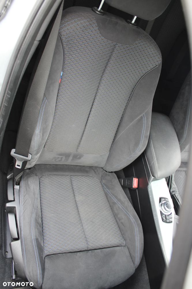 BMW Seria 1 120d xDrive M Sport - 21