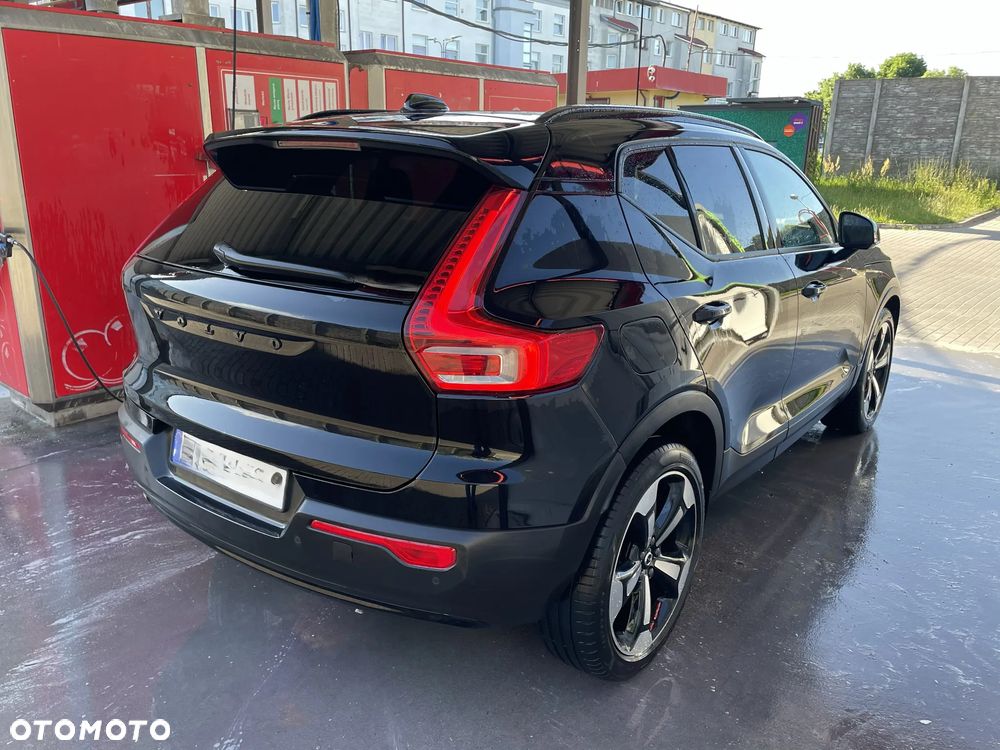 Volvo XC 40 T3 Momentum Pro - 9