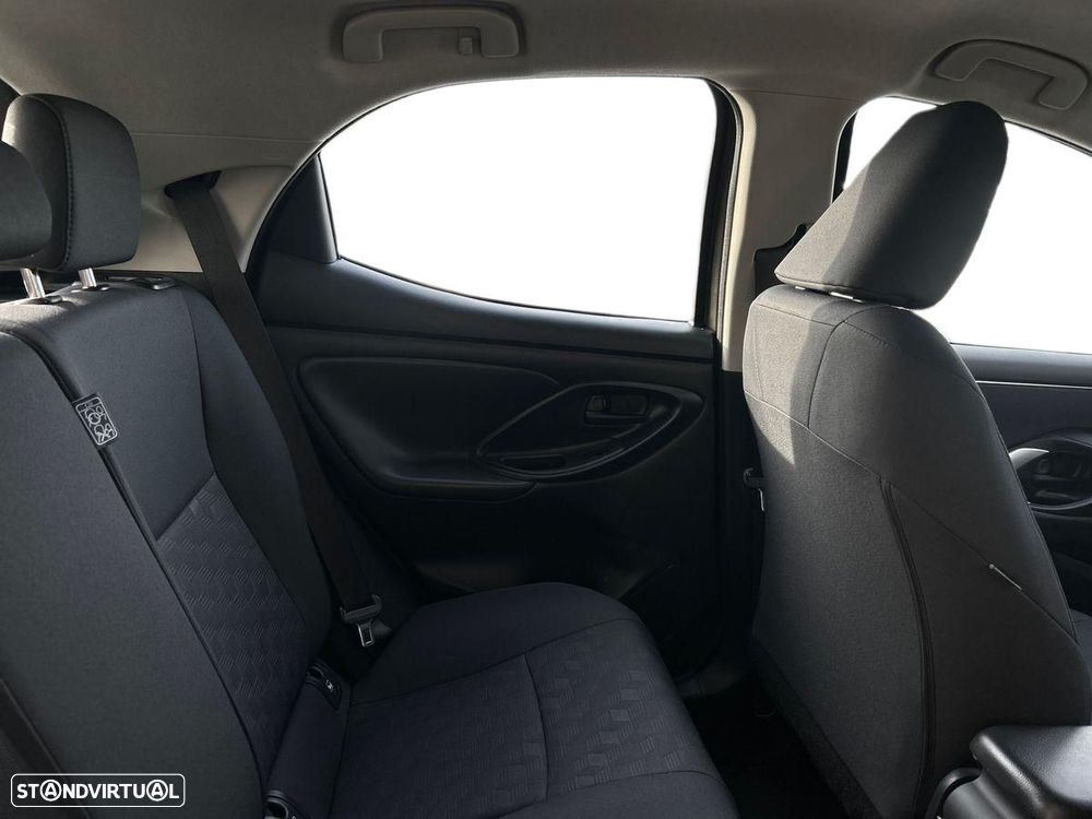 Toyota Yaris - 7