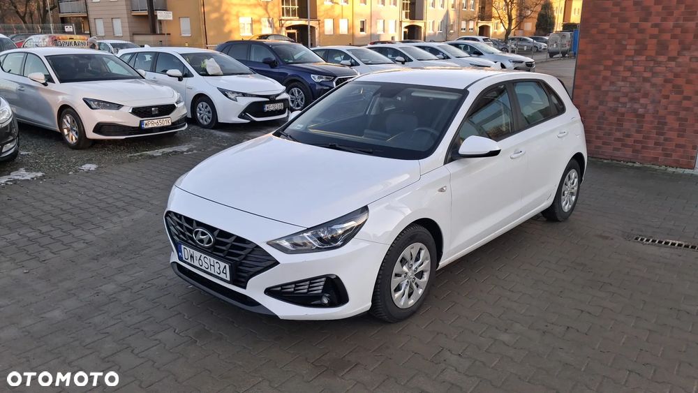 Hyundai i30 1.5 DPI Classic + - 1