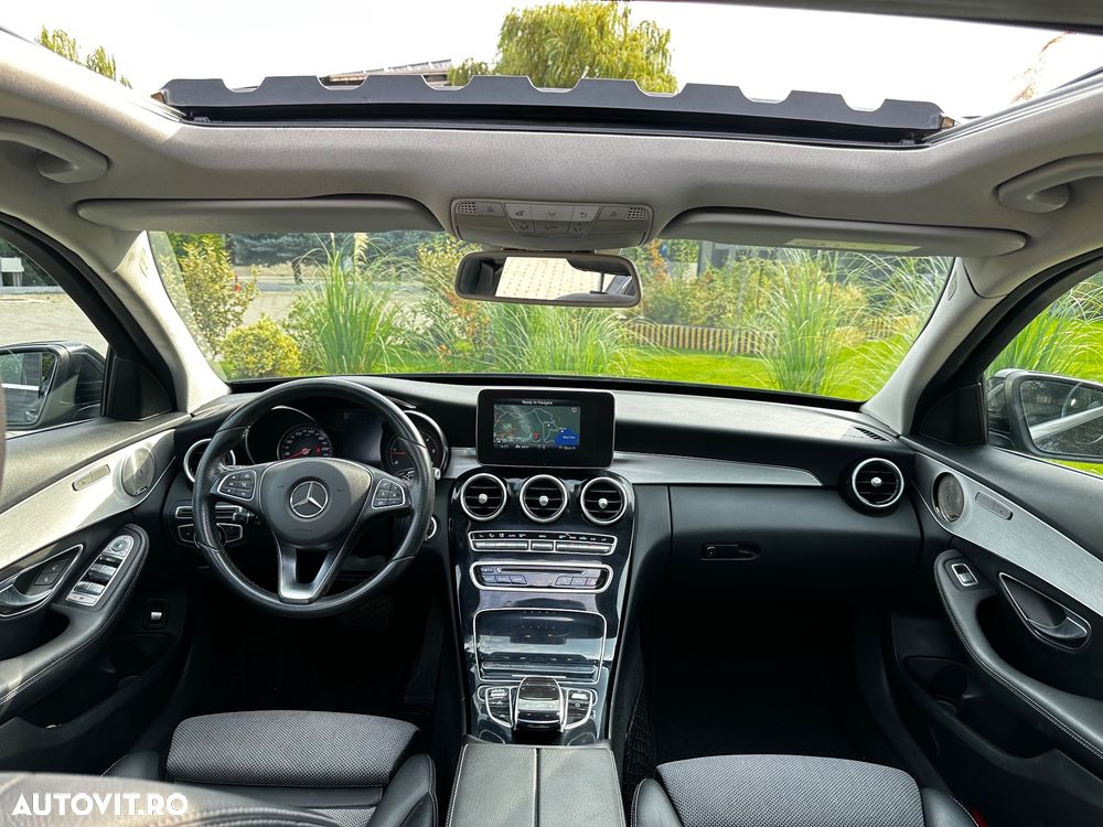 Mercedes-Benz C - 8