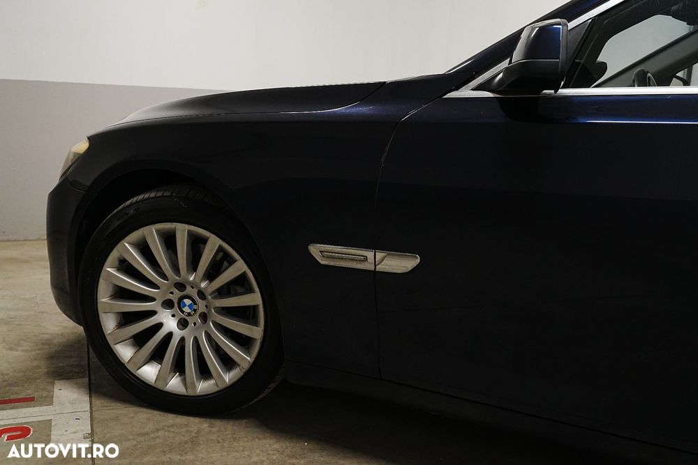 BMW Seria 7 730d - 19