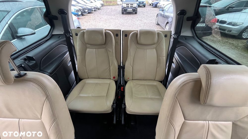 Ford Galaxy - 16