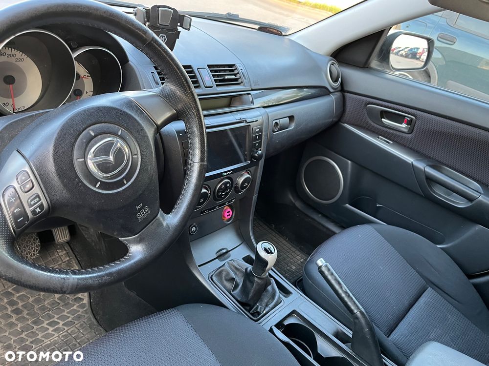 Mazda 3 - 8