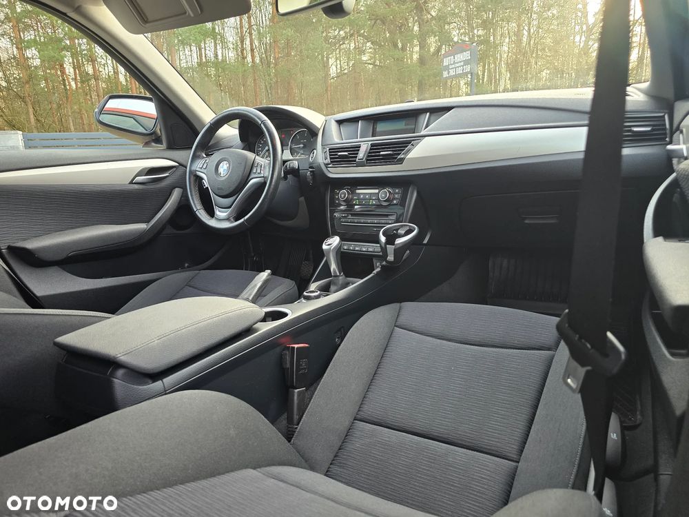 BMW X1 xDrive18d xLine - 26