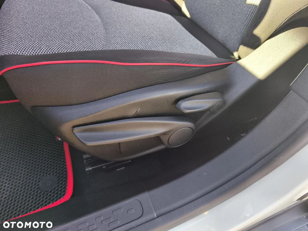 Fiat 500X 1.4 MultiAir Pop Star - 22