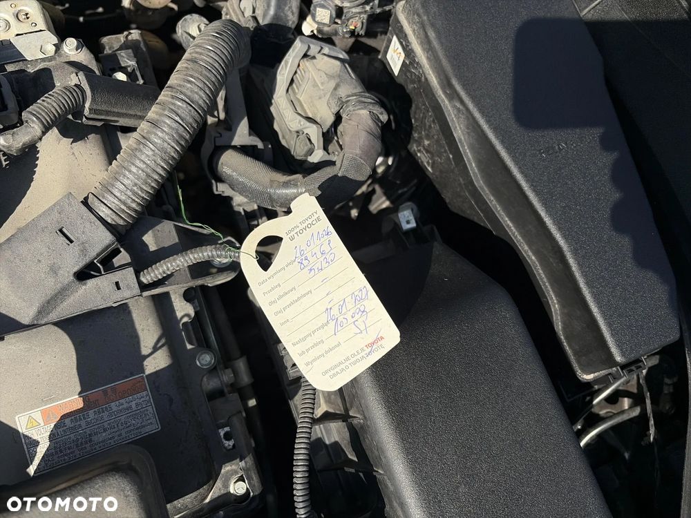 Toyota Camry 2.5 Hybrid Executive CVT - 32