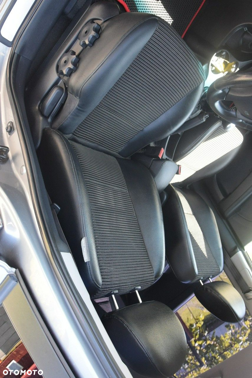 Kia Sportage 2.0 CRDI 4WD Champ - 24