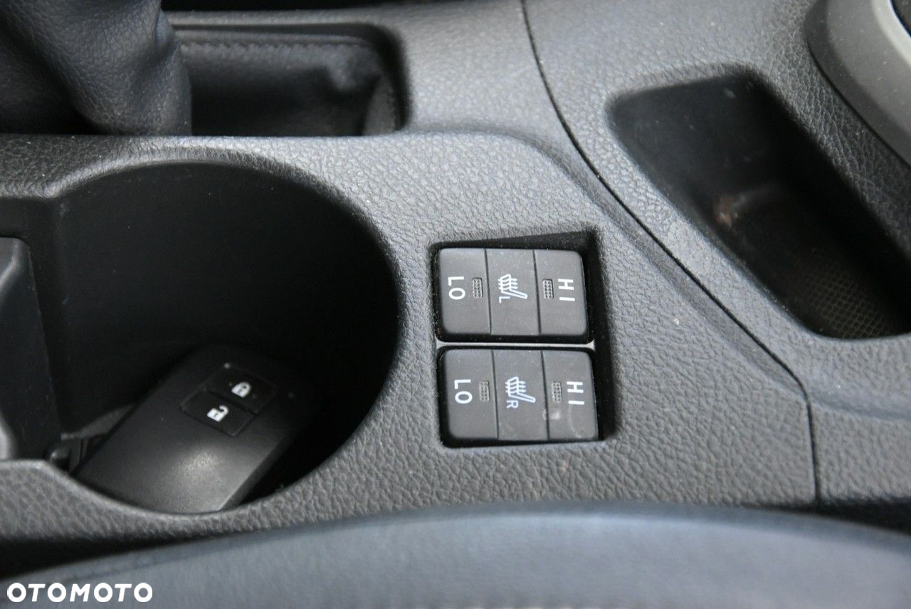 Toyota Auris 1.8 Hybrid Executive - 11
