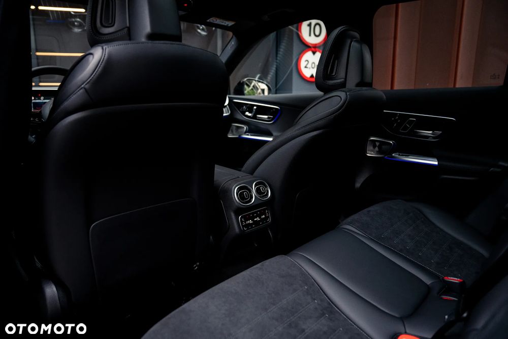 Mercedes-Benz GLC 300 mHEV 4-Matic AMG Line - 30