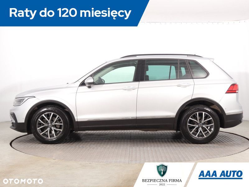 Volkswagen Tiguan - 4